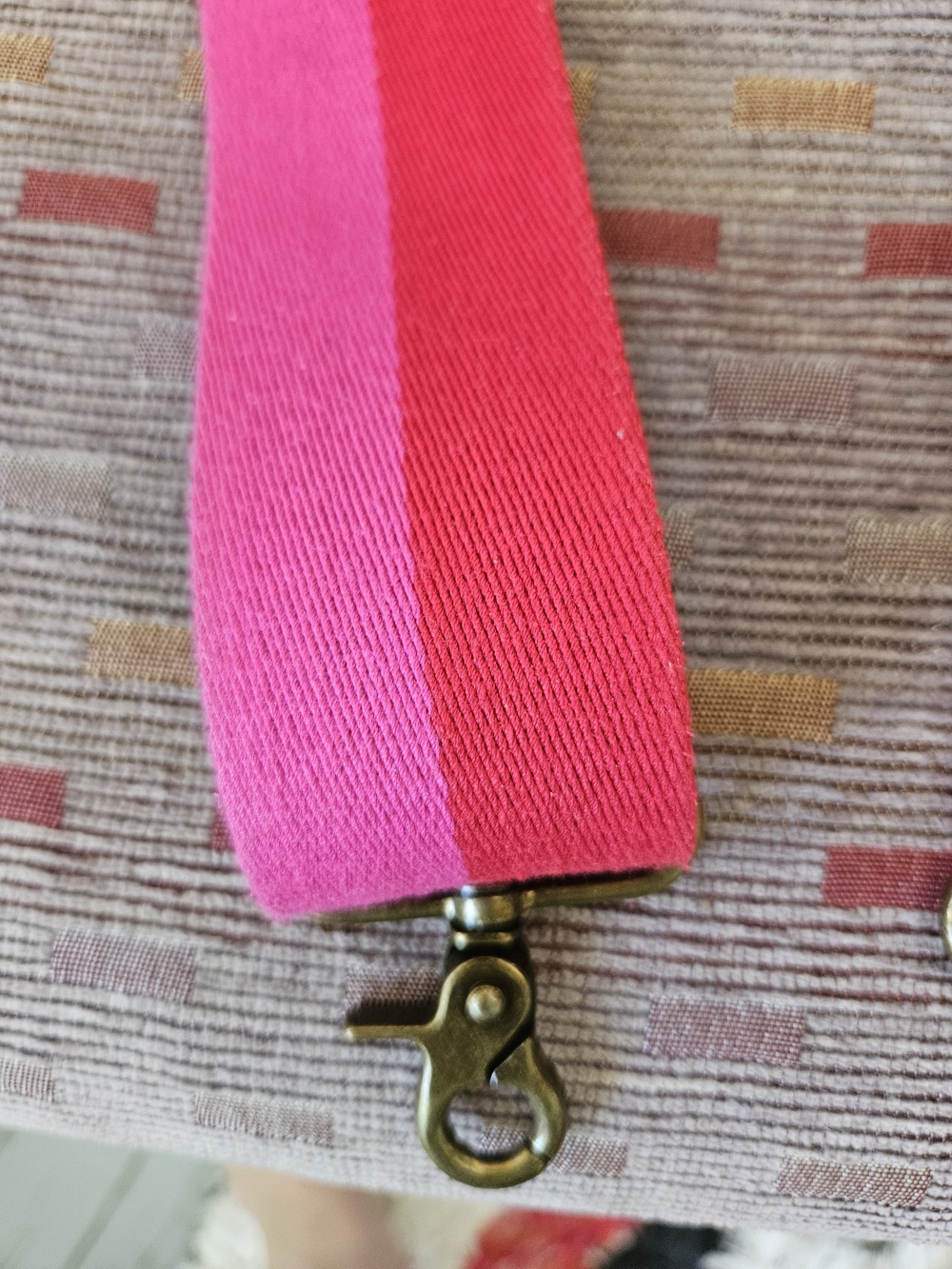 Parker Thatch Adjustable Pink and Red Stripe Crossbody Strap - Picture 3 of 6